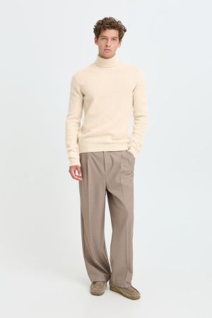 Karl Light Sand