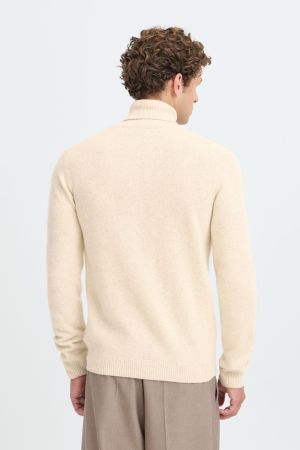 Karl Light Sand